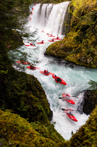 Illustration for article titled 20 Most Inspiring Entries in Red Bull's Epic Photo Contest